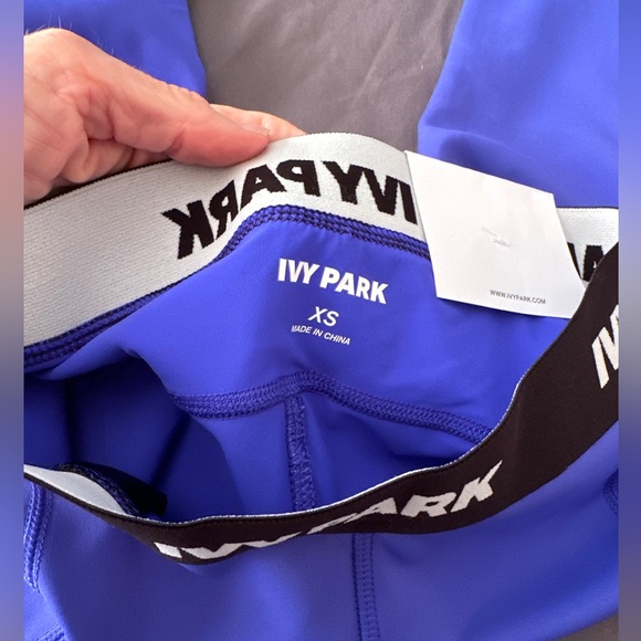 BNWT Ivy Park I capri leggings xs - Picture 4 of 10